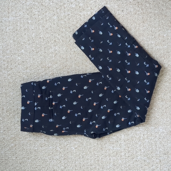 Ann Taylor Devin cut navy embroidered ankle pants, size 2P - Picture 1 of 5